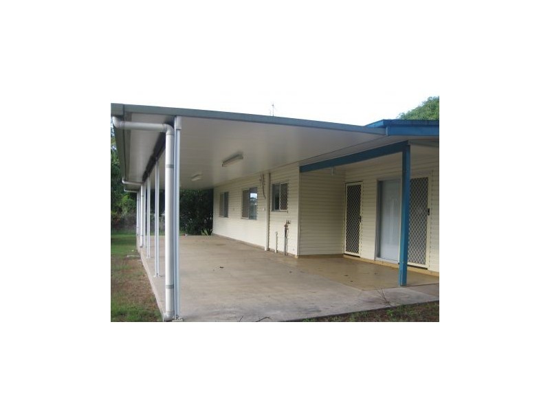 18 Mackenzie, Moranbah QLD 4744