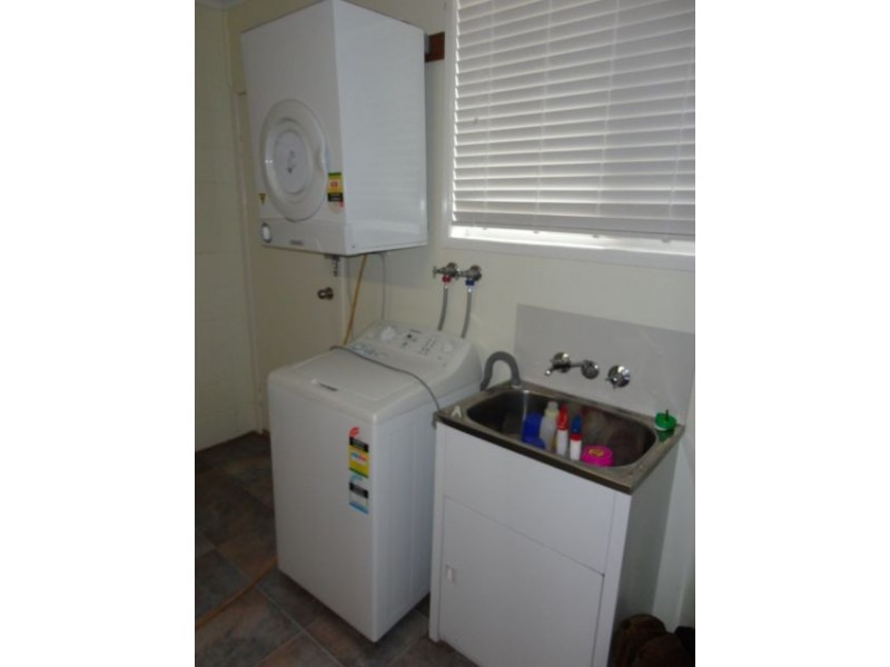 2/18 Ulanda Drive, South Mackay QLD 4740