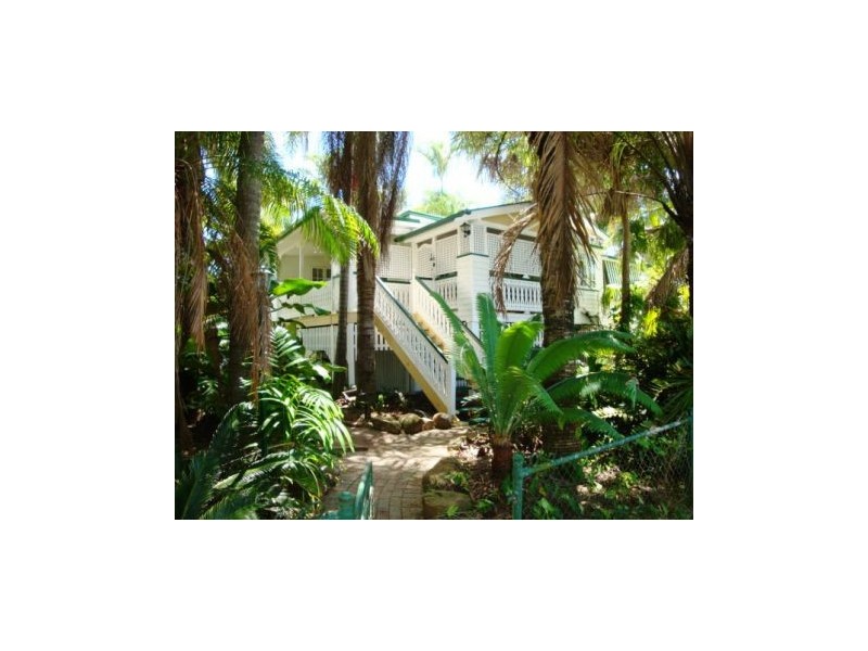 12 Taylor Street, Mackay QLD 4740