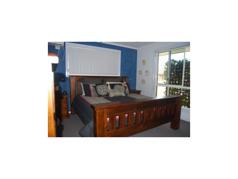 10 Sam Bezzina, Beaconsfield QLD 4740