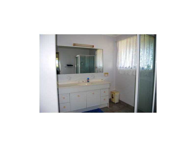 29 Glenella Richmond Rd, Glenella QLD 4740