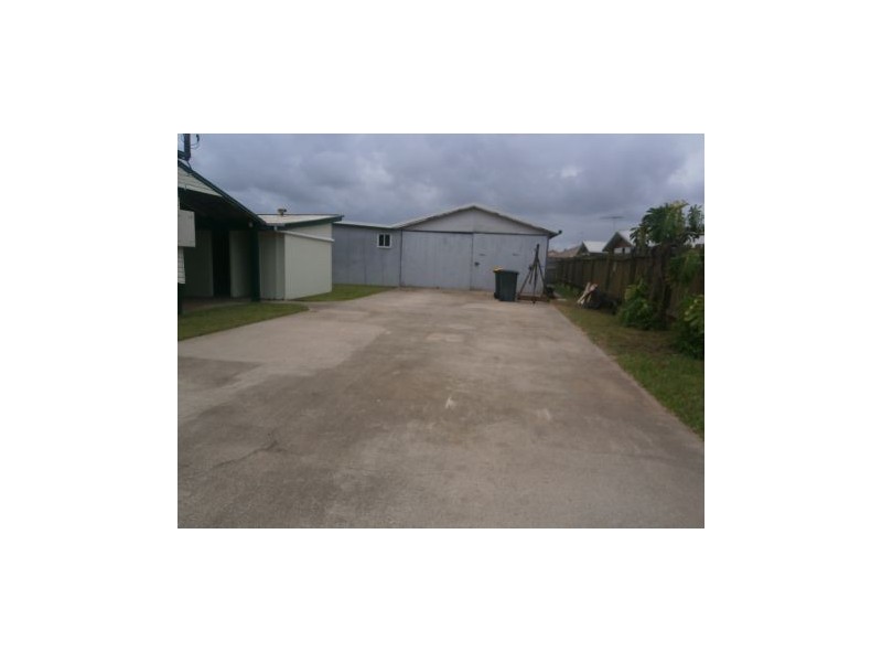 82 Sams Road, North Mackay QLD 4740