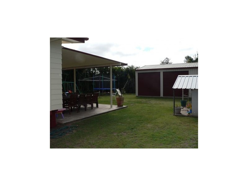 6 Phillips, Dysart QLD 4745