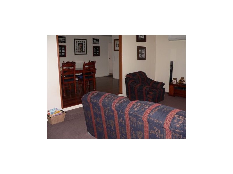 6 Phillips, Dysart QLD 4745