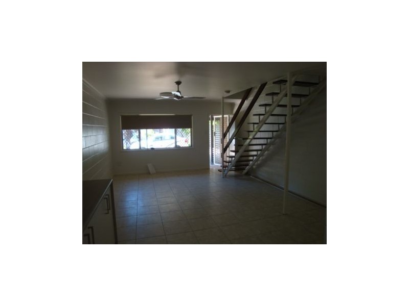 4/20 Byron Street, Mackay QLD 4740