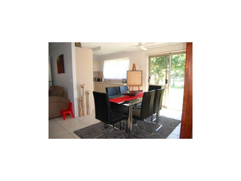 16 Avocado Crt, Beaconsfield QLD 4740