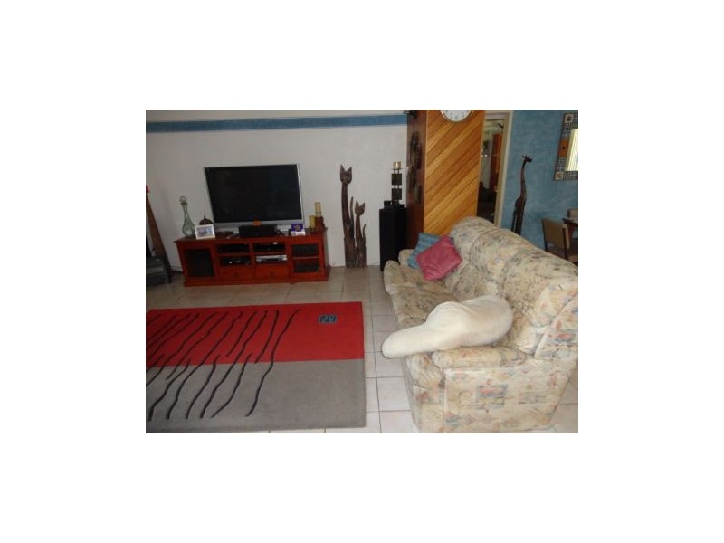 1 Wattle Court, Hay Point QLD 4740