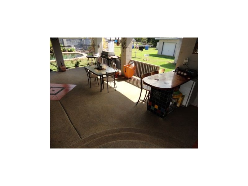 1 Wattle Court, Hay Point QLD 4740