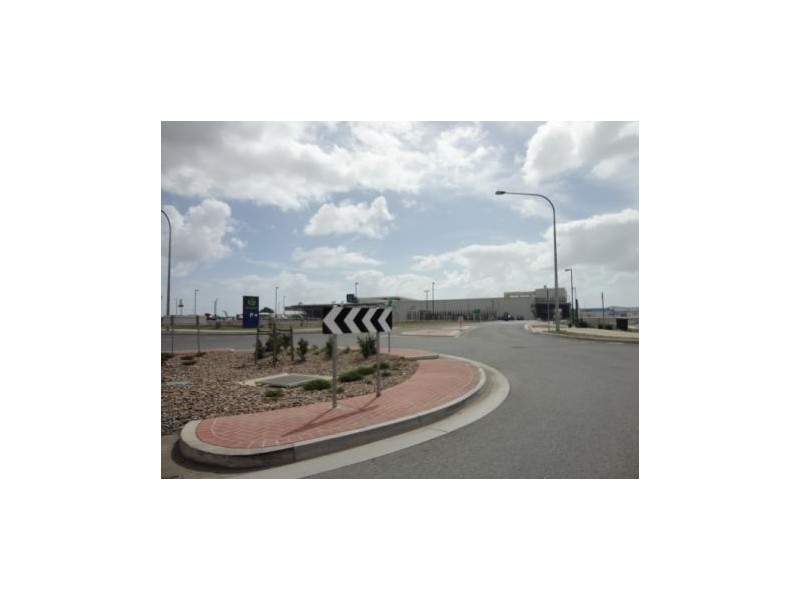 35 Lancaster Way, Ooralea QLD 4740