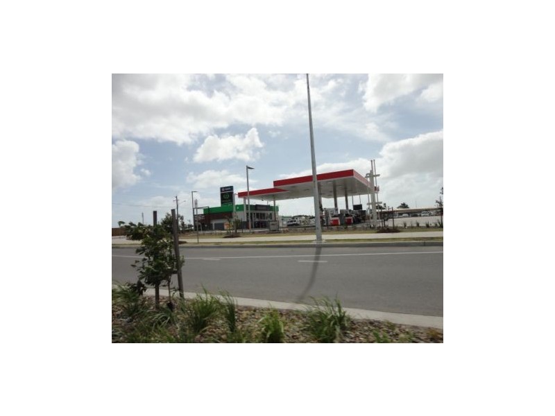 35 Lancaster Way, Ooralea QLD 4740