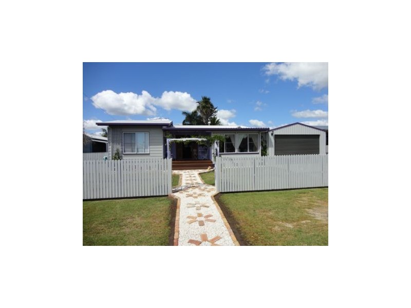 169 McIntyre Road, Calen QLD 4798
