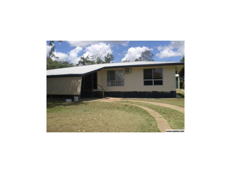 2 Leichhardt, Moranbah QLD 4744