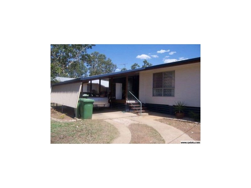 2 Leichhardt, Moranbah QLD 4744