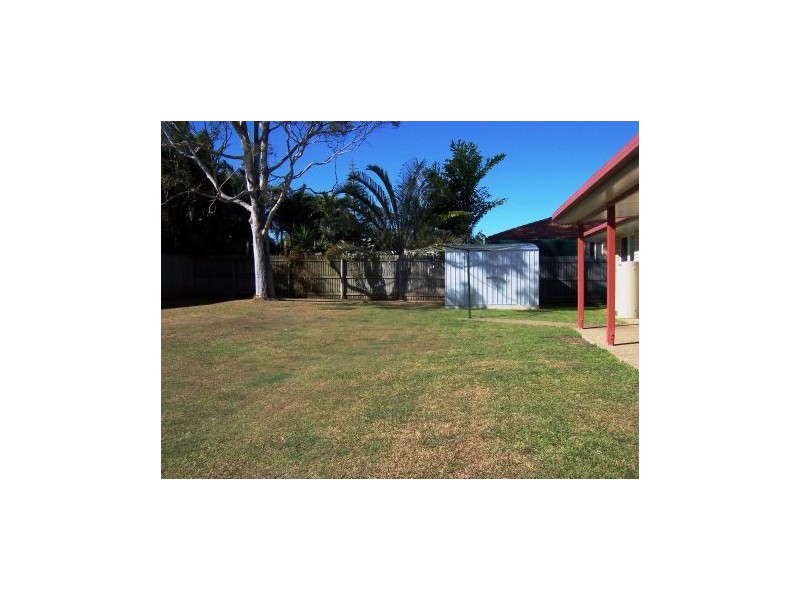 10 Henry Court, Beaconsfield QLD 4740