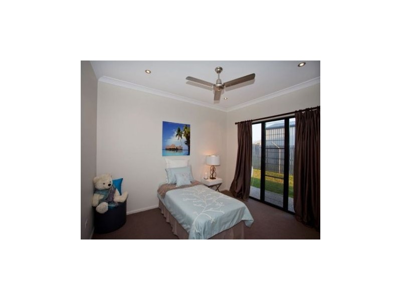 32 Livistonia Street, Andergrove QLD 4740