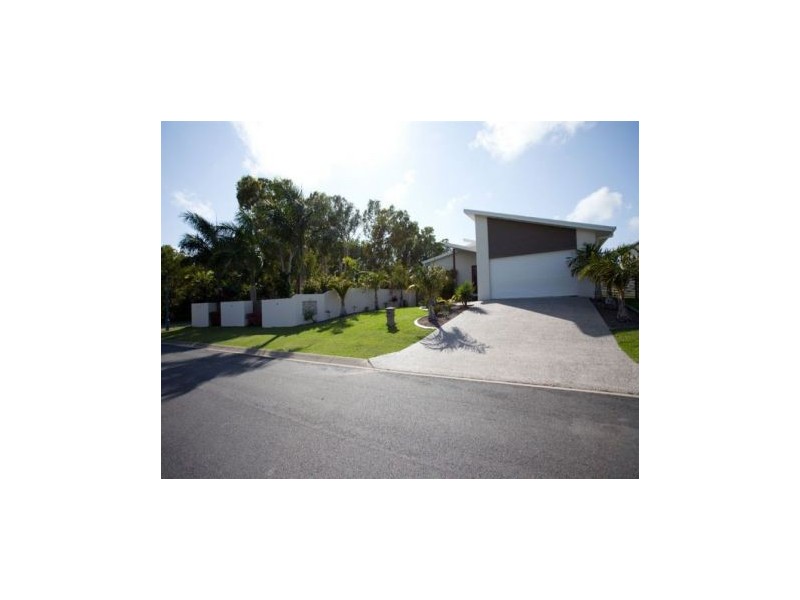 32 Livistonia Street, Andergrove QLD 4740