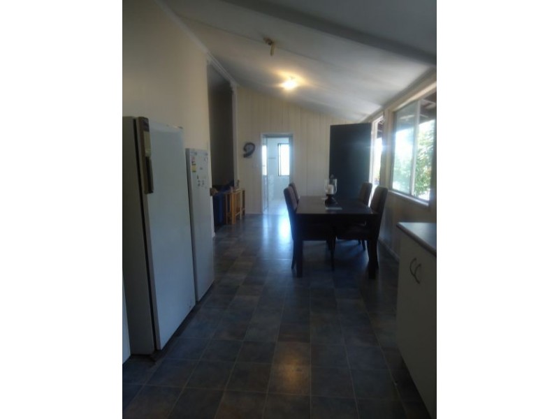 4 Longair Street, Mackay QLD 4740