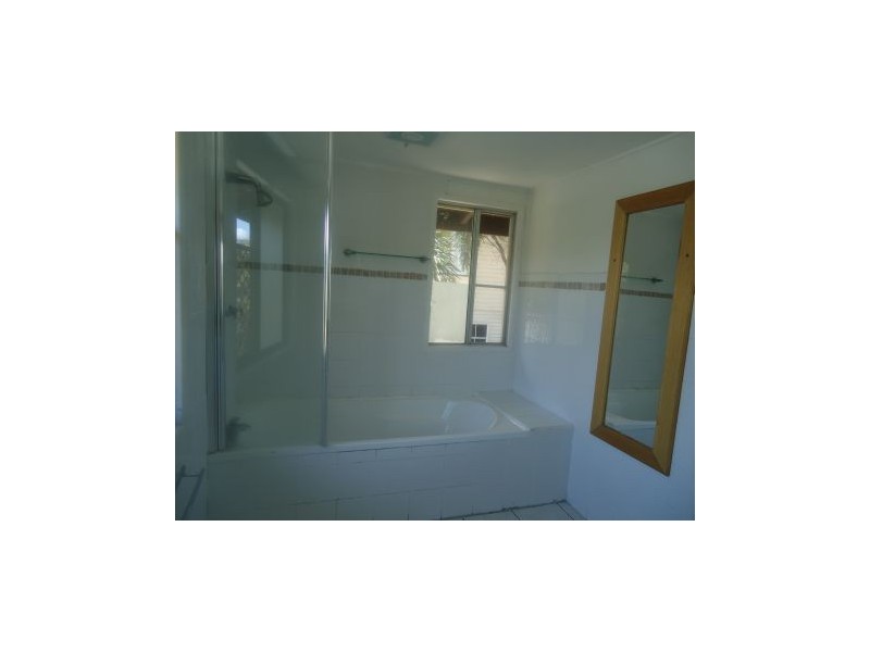 4 Longair Street, Mackay QLD 4740
