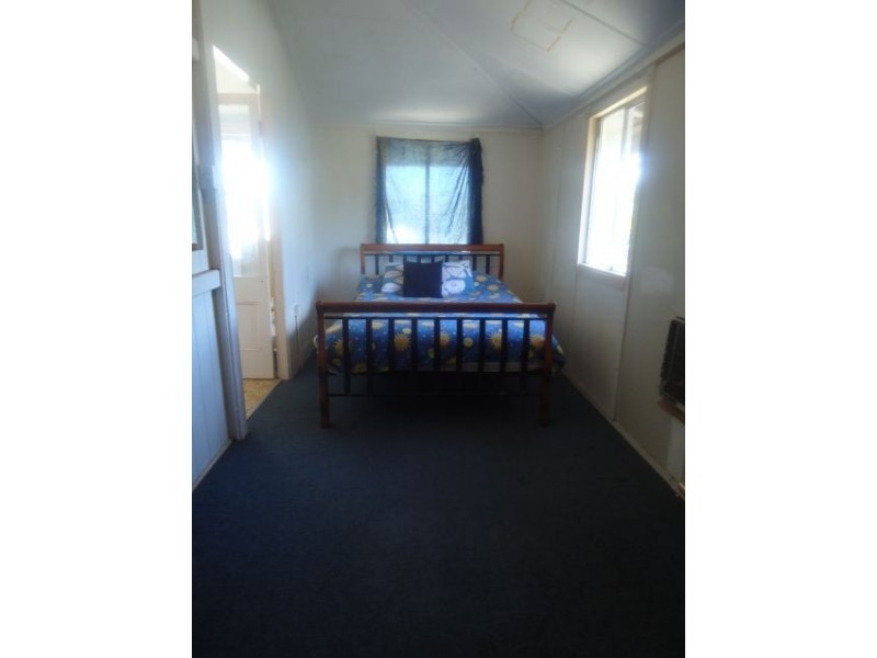 4 Longair Street, Mackay QLD 4740