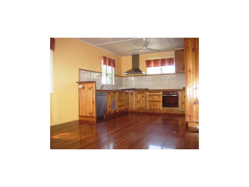 2 Willetts Road, Mount Pleasant QLD 4740