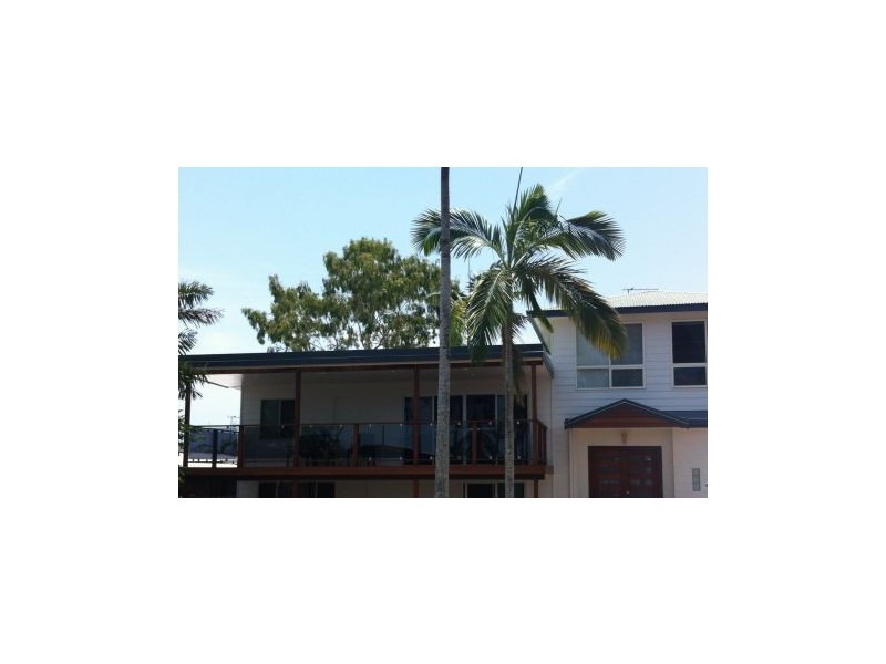 17b Mowlam Street, Eimeo QLD 4740