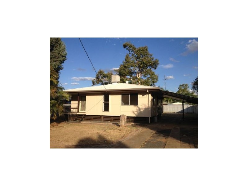 18 Forrest Drive, Moranbah QLD 4744