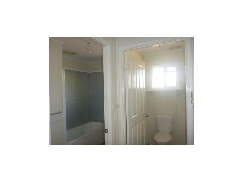 18 Forrest Drive, Moranbah QLD 4744