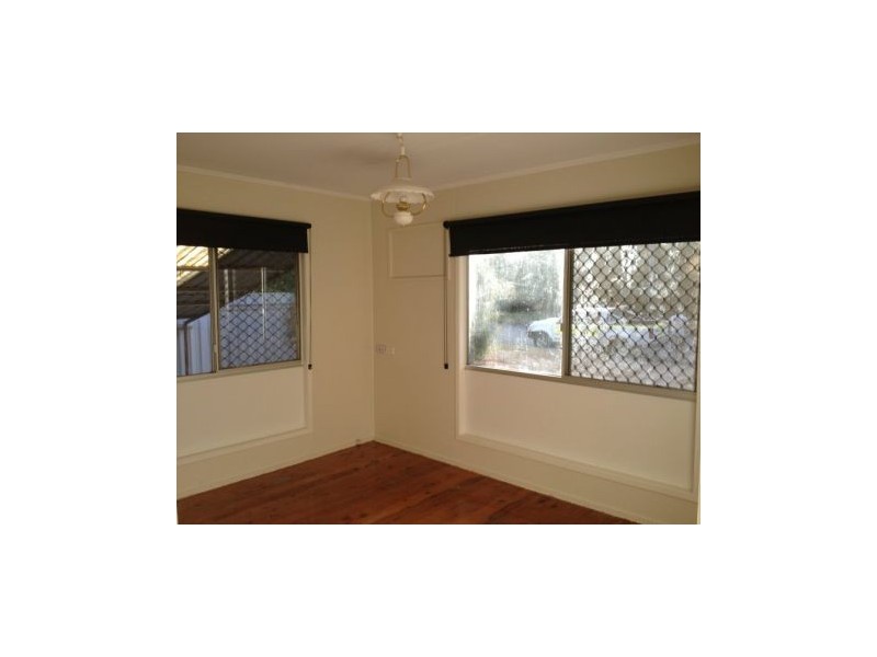 18 Forrest Drive, Moranbah QLD 4744