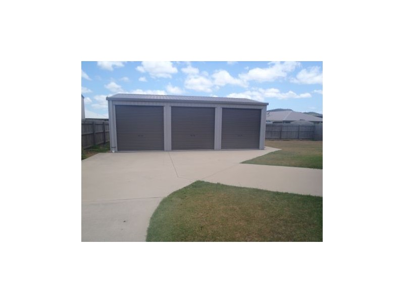 5 Sheedy Cresent, Marian QLD 4753