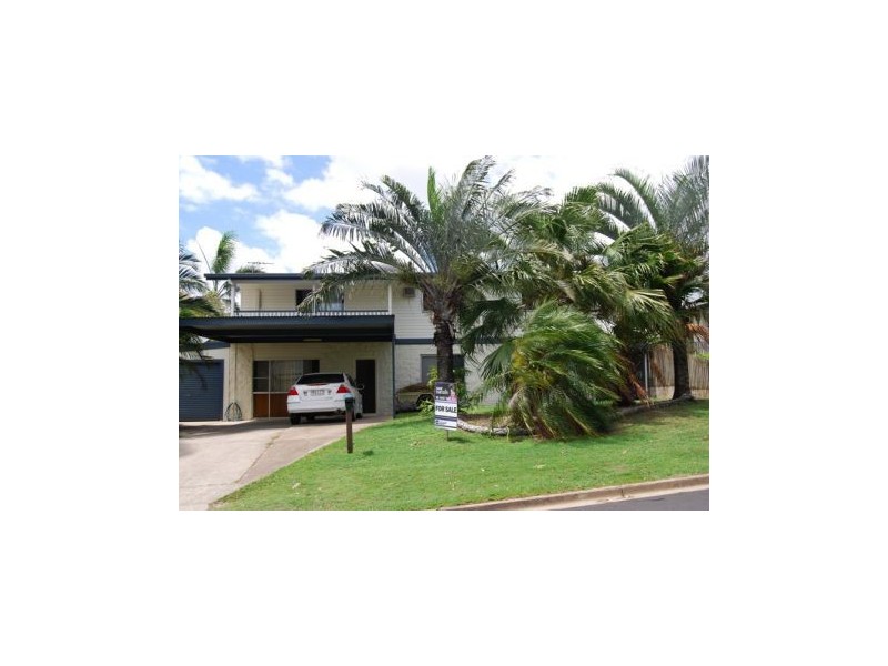 35 Cahill Cr, Rural View QLD 4740