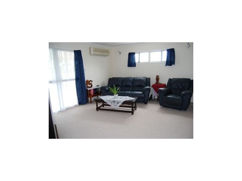 35 Cahill Cr, Rural View QLD 4740