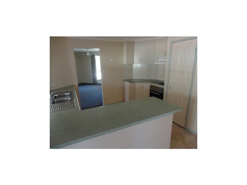 26 Silvergum, Andergrove QLD 4740