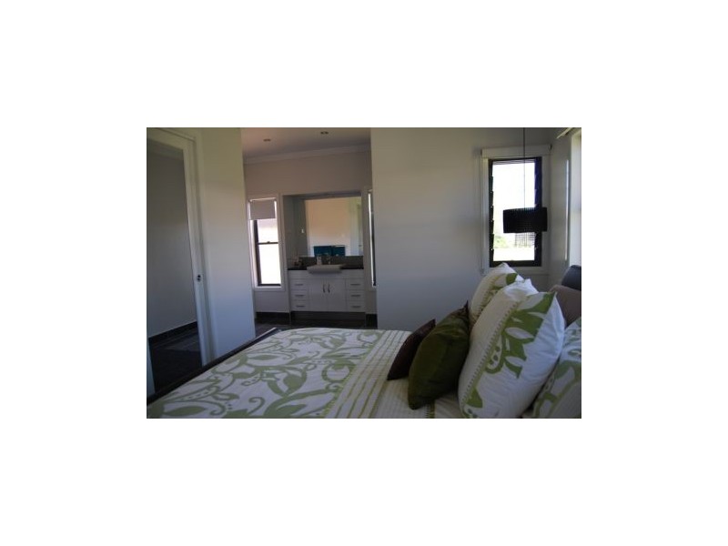 7 Cartledge Crt, North Mackay QLD 4740