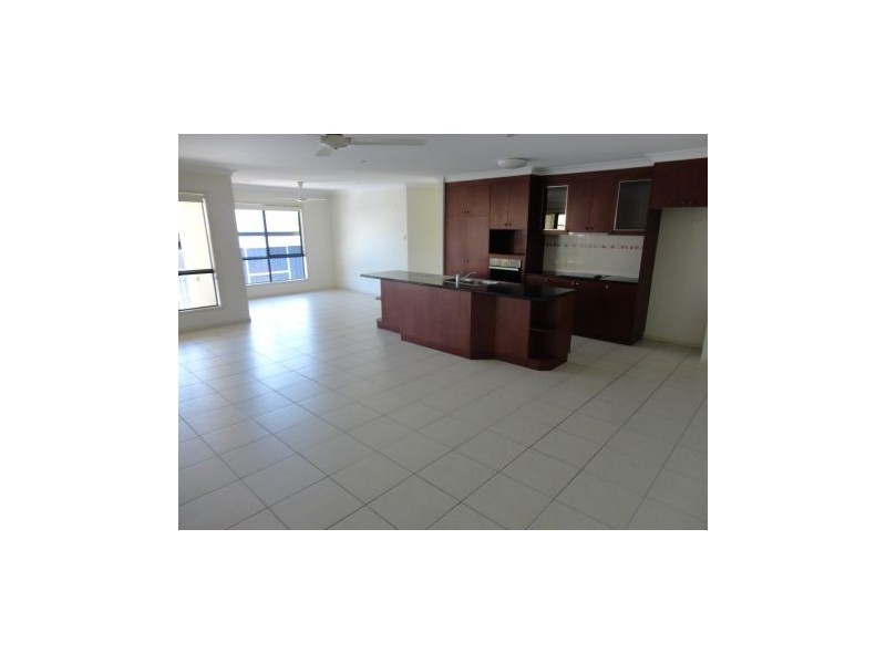 6 Shellcove Court, Blacks Beach QLD 4740