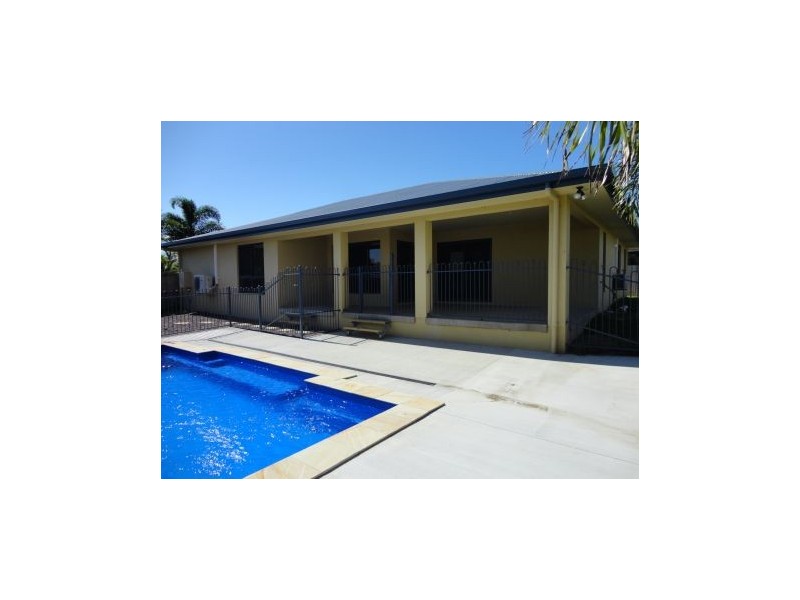 6 Shellcove Court, Blacks Beach QLD 4740