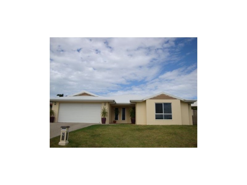 11 Cooper Court, Rural View QLD 4740