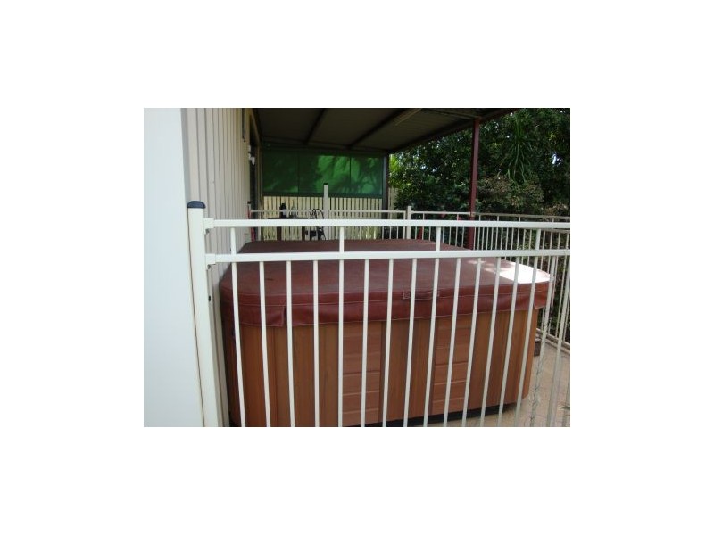 42 Amhurst Street, Slade Point QLD 4740