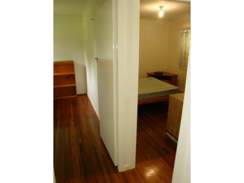 4/110 Range Road, Sarina QLD 4737