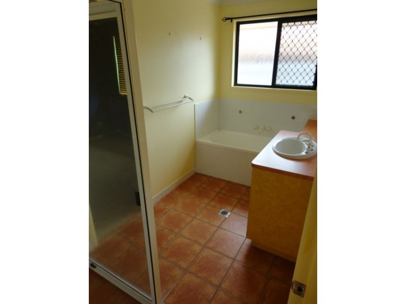 28 Clipper, Bucasia QLD 4750