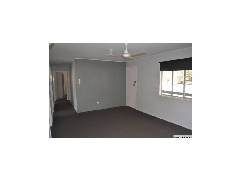 2 Beatty Court, Dysart QLD 4745