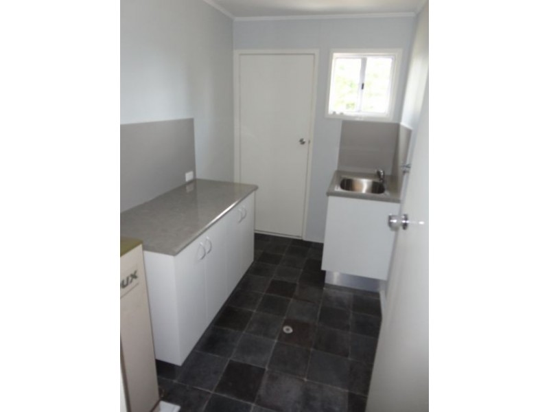 2 Beatty Court, Dysart QLD 4745