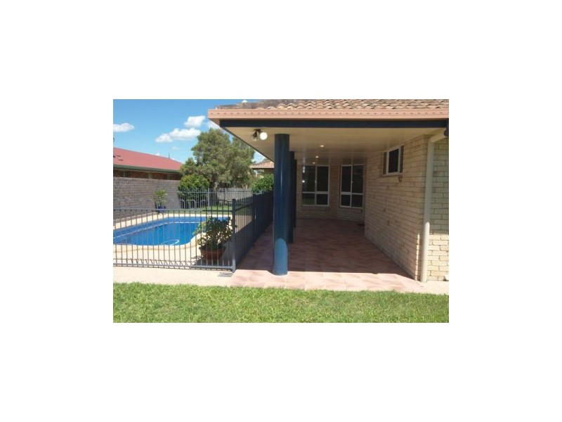8 Katie Court, Ooralea QLD 4740