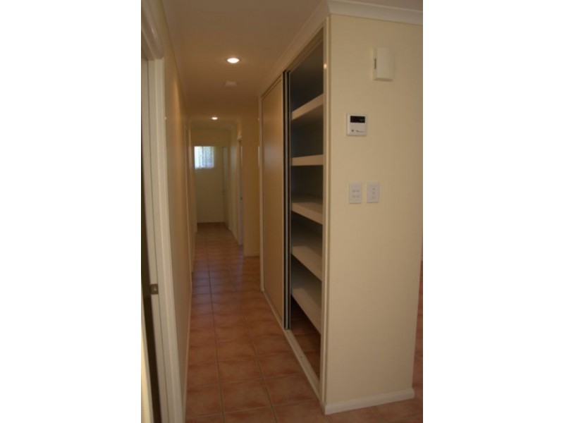 8 Katie Court, Ooralea QLD 4740
