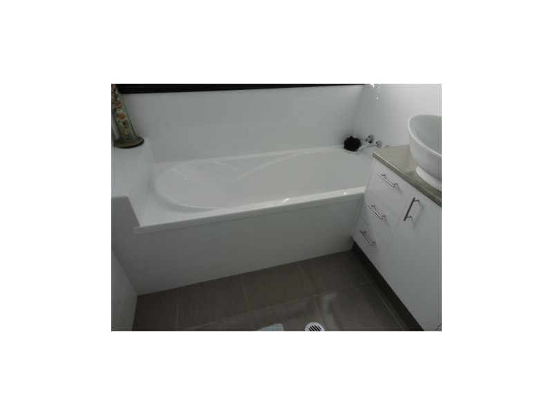 49 Manning St, Rural View QLD 4740