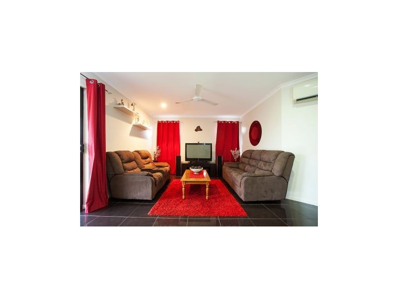 4 Crestview Crescent, Bucasia QLD 4750