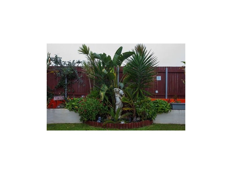 4 Crestview Crescent, Bucasia QLD 4750