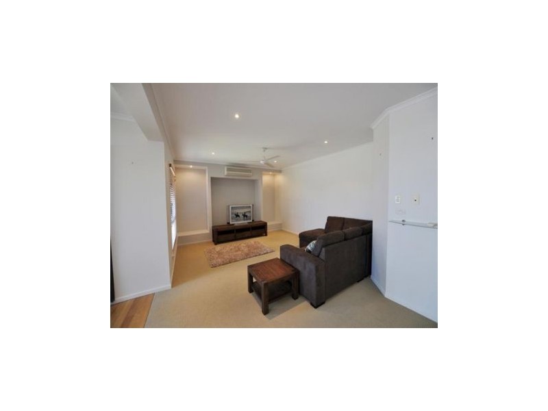 28 Sailway Drive, Eimeo QLD 4740