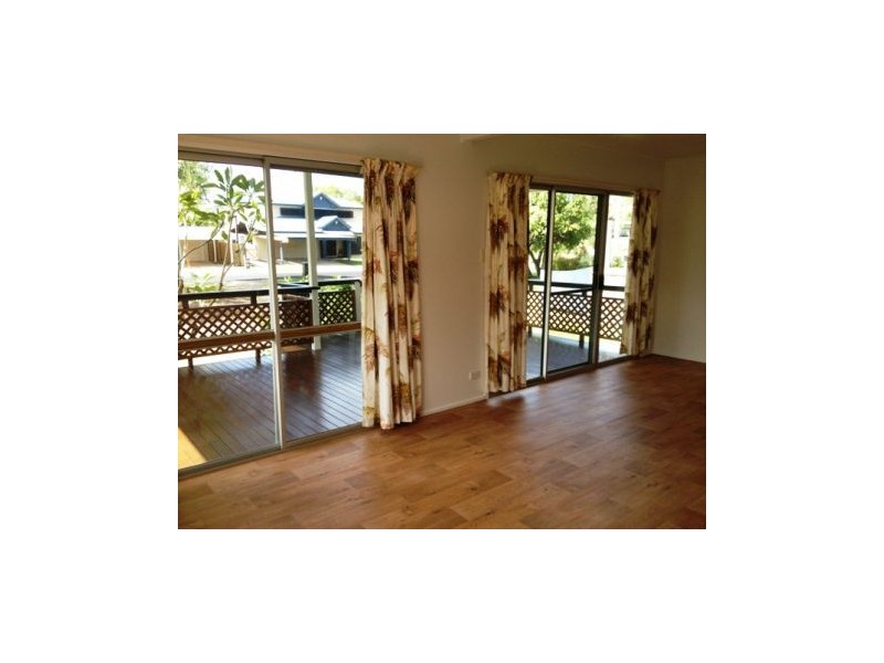 10 Coral Drive, Blacks Beach QLD 4740