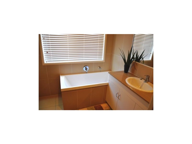 10 Miami Tce, Blacks Beach QLD 4740