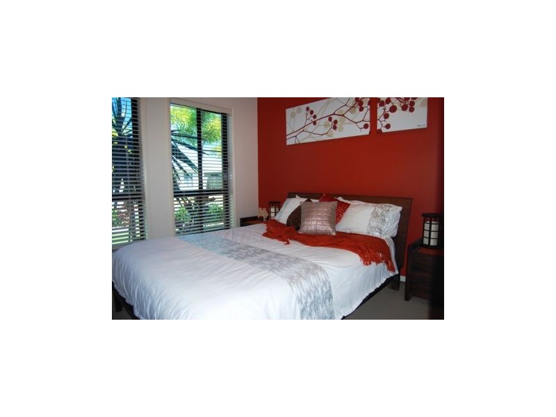 10 Miami Tce, Blacks Beach QLD 4740